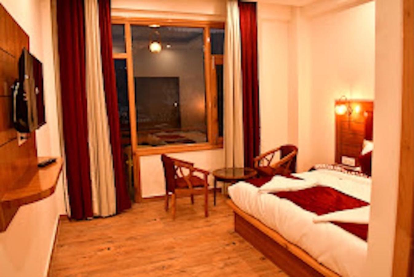 Mountain Majesty's Inn, Hotel 4*